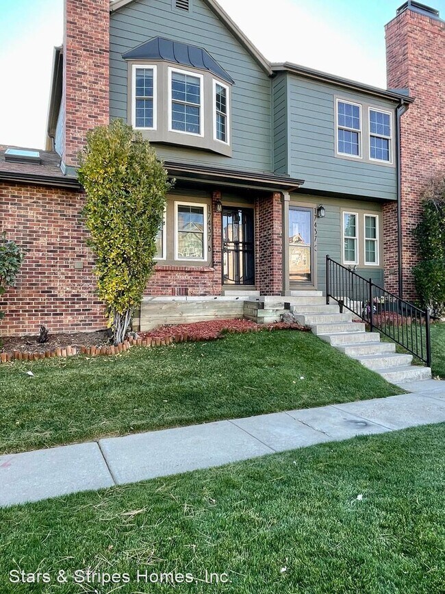 Building Photo - 2 br, 2.5 bath House - 17437 E. Rice Circl...