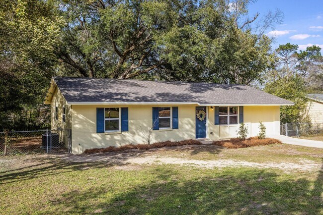 506 Forrest Ct Crestview FL 32539 - 506 Forrest Ct Crestview Fl Building Photo 