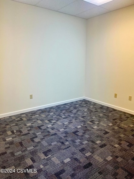 Building Photo - 1157 Westbranch Hwy