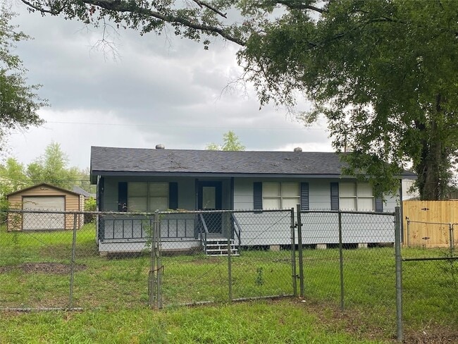 Foto del edificio - 518 Big Deer Dr