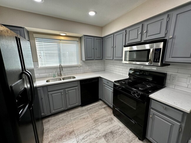 Building Photo - 9812 Willers Way