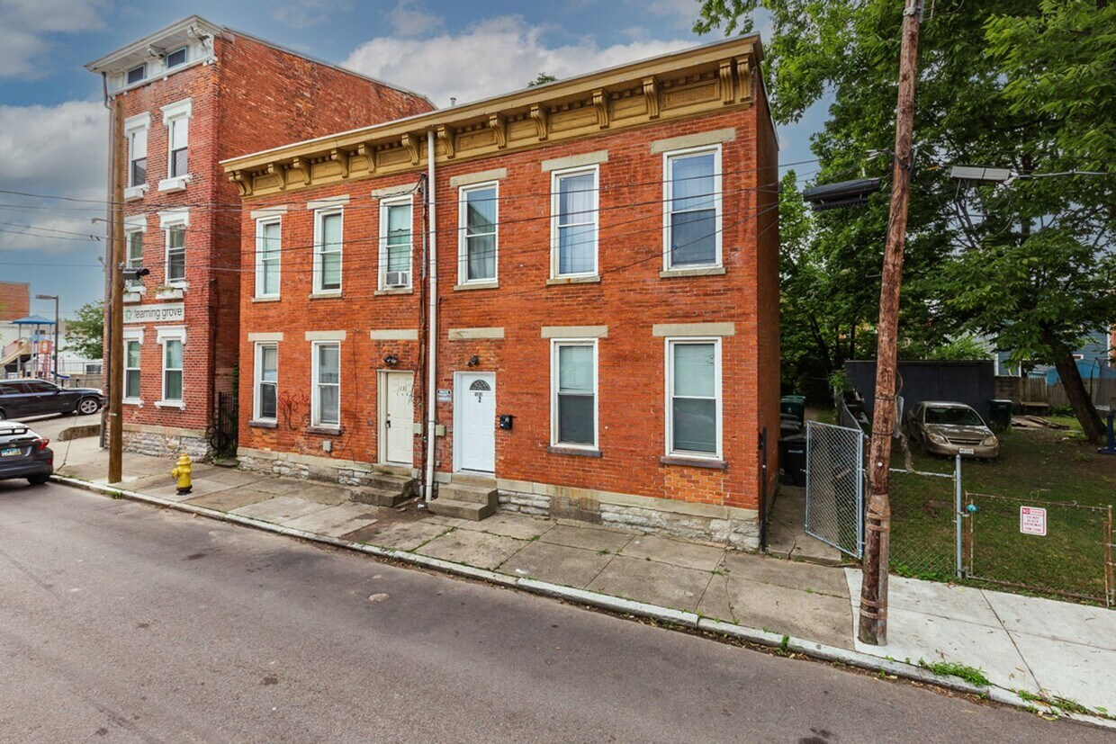 Foto principal - 2-BED SECTION 8 APPROVED