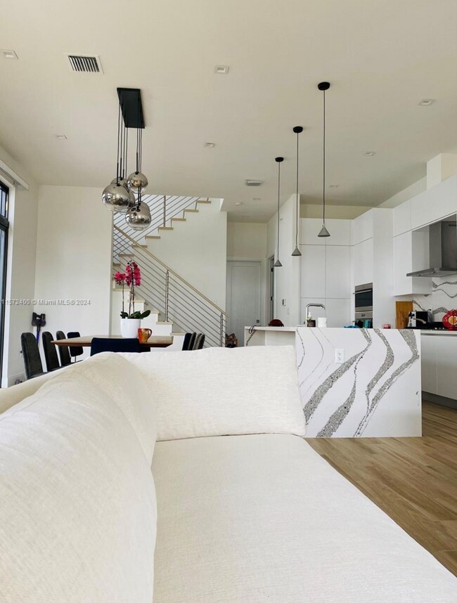 Foto del edificio - 8231 NW 43rd St