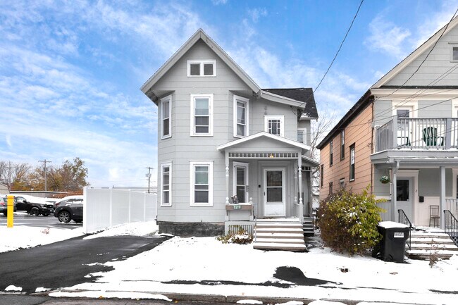 Building Photo - 127 Ashworth Pl