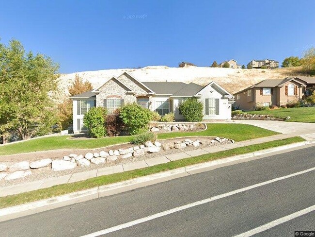 Photo - 275 Eagle Ridge Dr (North Salt Lake, UT) House