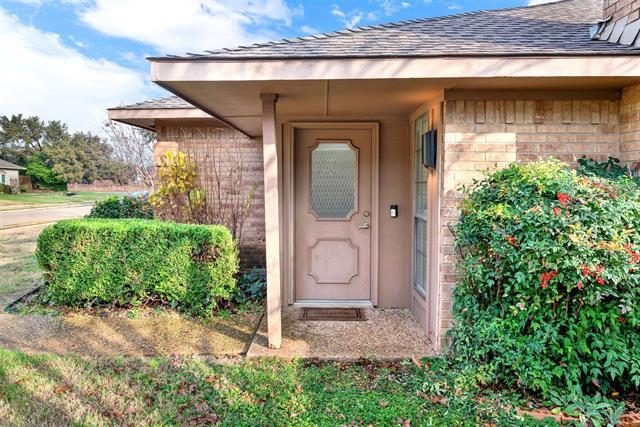 Building Photo - 4006 San Mateo Dr