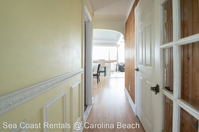 Building Photo - 4 br, 2 bath House - 1501 S. Lake Park Blvd