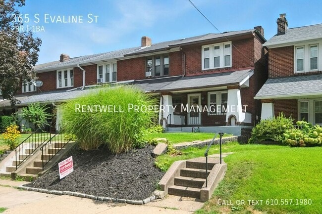 Building Photo - 365 S Evaline St