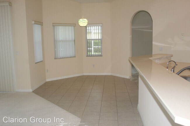 Building Photo - 3 br, 2 bath House - 10 Westfield Lane