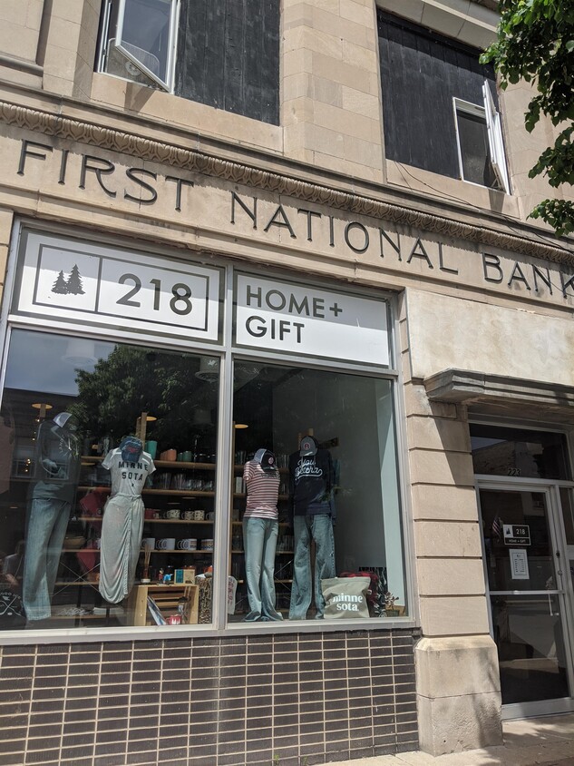 Foto del edificio - 223 3rd St NW
