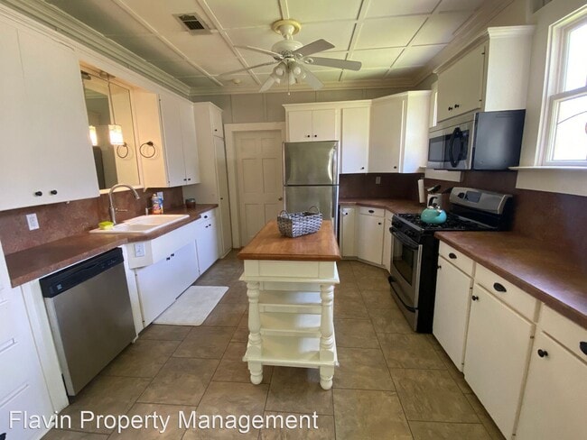 Building Photo - 2 br, 1 bath House - 1708 Hodges Street