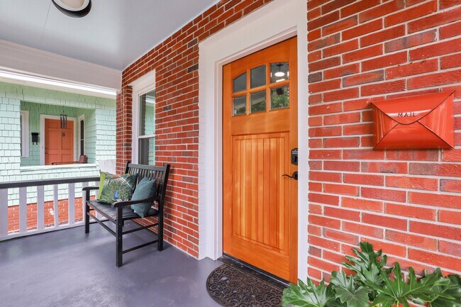 Front Door - 614 E 40th St