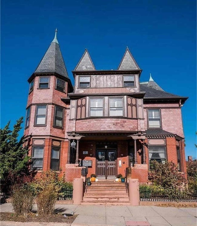 Photo - 1447 Westminster St Apartment