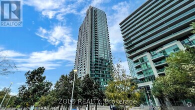 Building Photo - 215-1215 Fort York Blvd