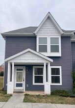 Building Photo - 1231 Poet's Ct