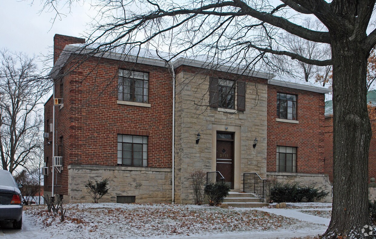 Foto del edificio - 2811 Stratford Ave