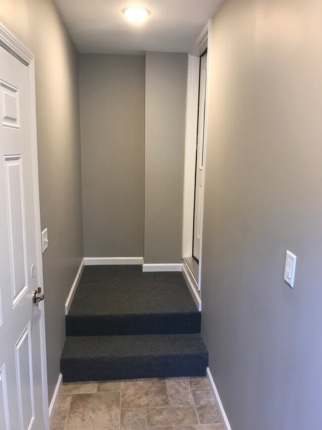 Foto del edificio - 4799 Middle Settlement Rd