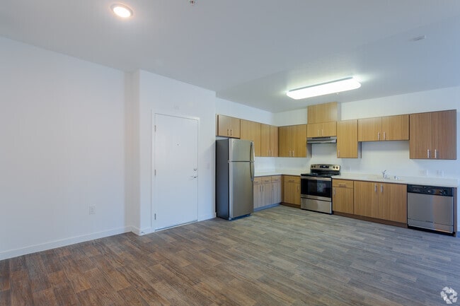 2BR, 1BA - 2A 850 SF Living Area - Crescendo