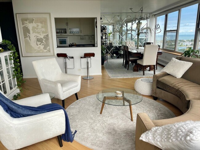 Foto del edificio - 3900 N Lake Shore Dr