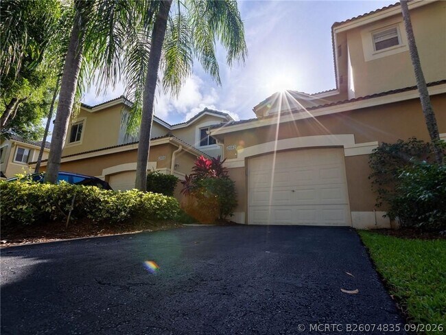 Building Photo - 2092 Pasa Verde Ln