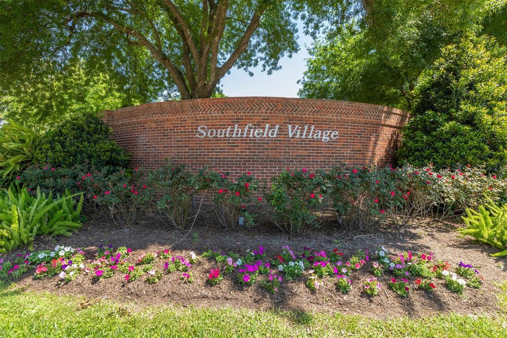 Foto principal - 2935 Auburn Dr