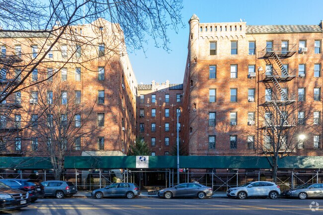 Building Photo - 163 Ocean Ave