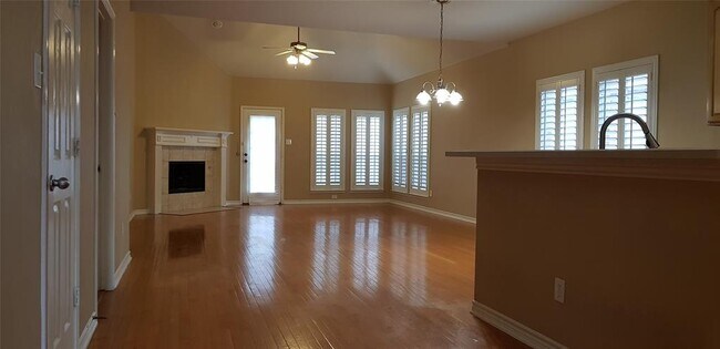 Foto del edificio - 4109 Carmel Mountain Dr