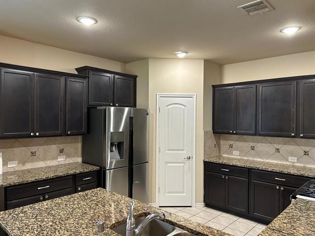 Foto del edificio - 10320 Big Sandy Ct