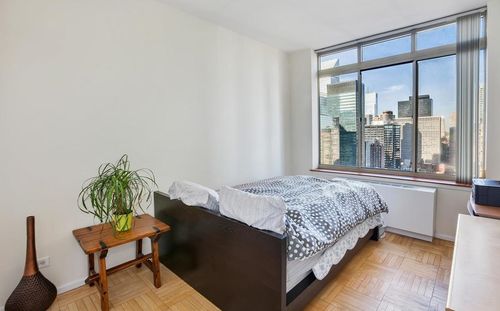 Foto del edificio - 231 E 47th St