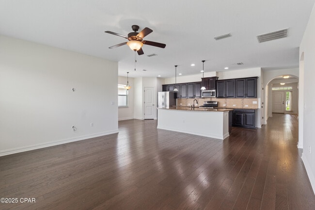Foto del edificio - 307 Johnson Bayou Dr