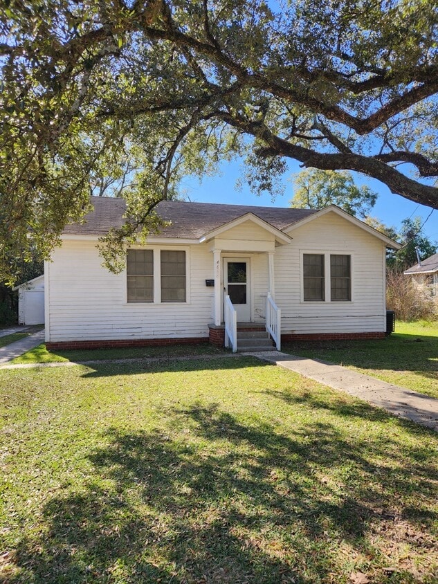 Foto principal - 4664 Clayton Dr