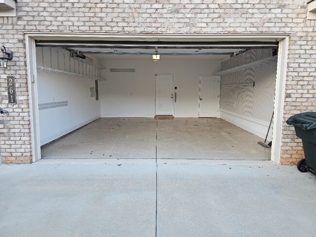 Building Photo - 261 Wrenwood Ct