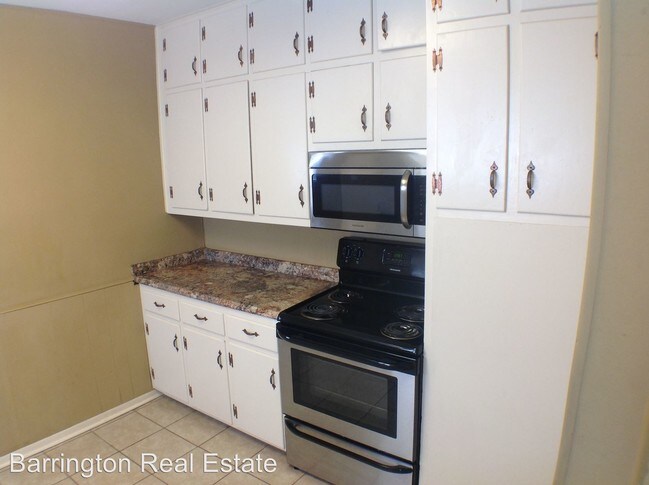 Foto del edificio - 1360 Prosch Ave