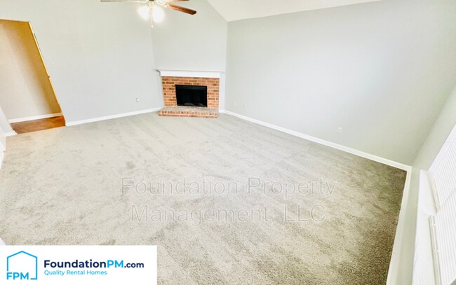 Foto del edificio - 8416 Bridge Creek Dr