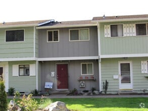 Building Photo - 540 N Pine St