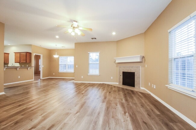 Building Photo - 7104 Eagles Landing