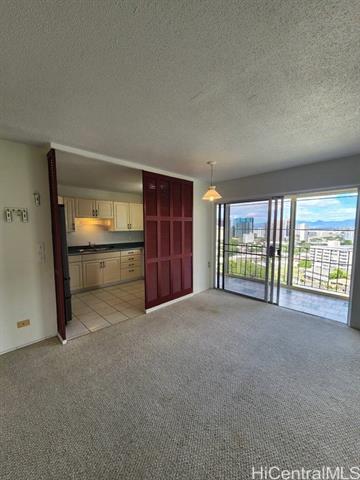 Building Photo - 625 Iolani Ave