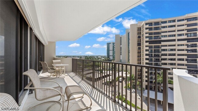 Foto del edificio - 4005 Gulf Shore Blvd N