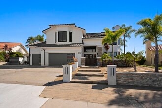 Building Photo - 376 Canyon Ridge Dr