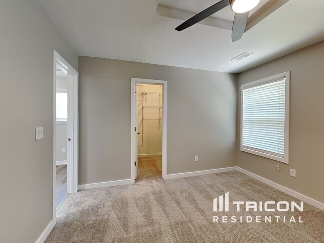 Building Photo - 1751 Miller Springs Dr