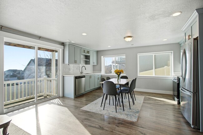 Foto del edificio - 617 W 4050 N