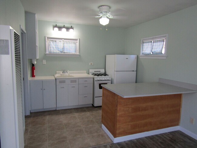 Foto del edificio - All Utilities Included