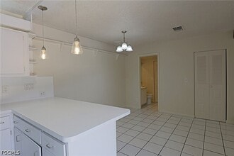 Building Photo - 1556 Park Meadows Dr