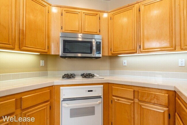 Foto del edificio - 3 br, 2.5 bath House - 2454 La Costa Avenue