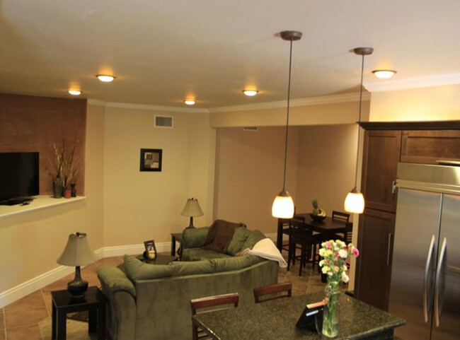 Foto del edificio - Huge modern 2 bedroom, single floor guest ...