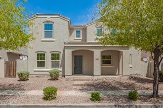 Building Photo - 2258 S Ponderosa Dr