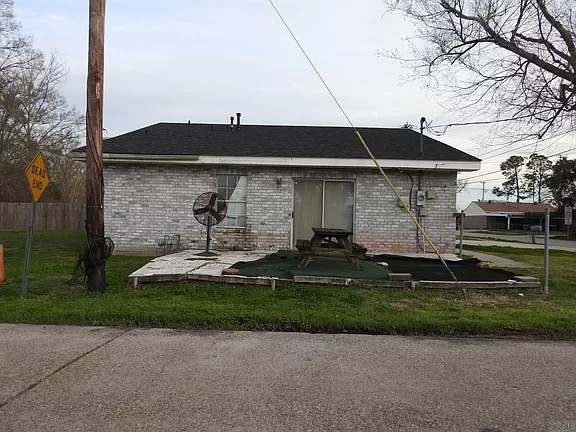Building Photo - 5477 Vicari St