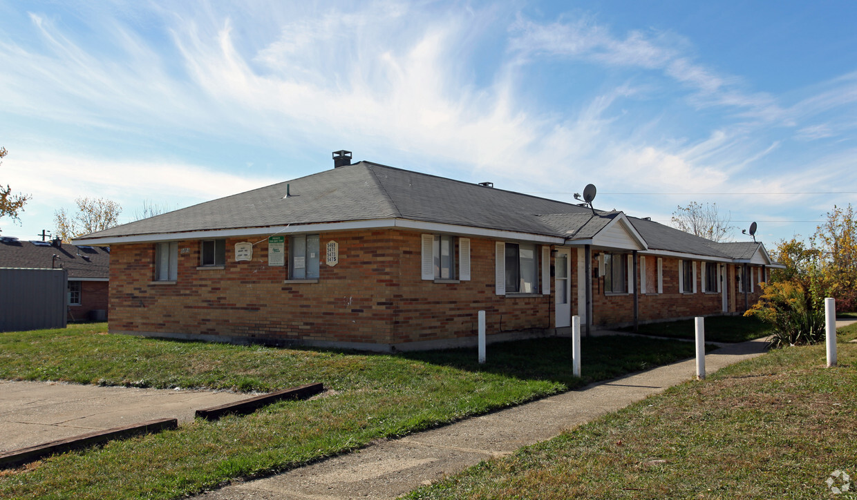 Primary Photo - 5469-5475 Misty Ln