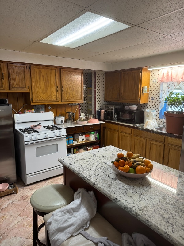 Building Photo - 13 Cottage St