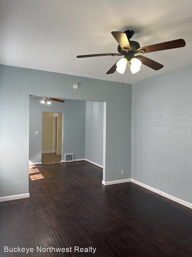 Foto del edificio - 2 br, 2 bath House - 1820 Brussels St